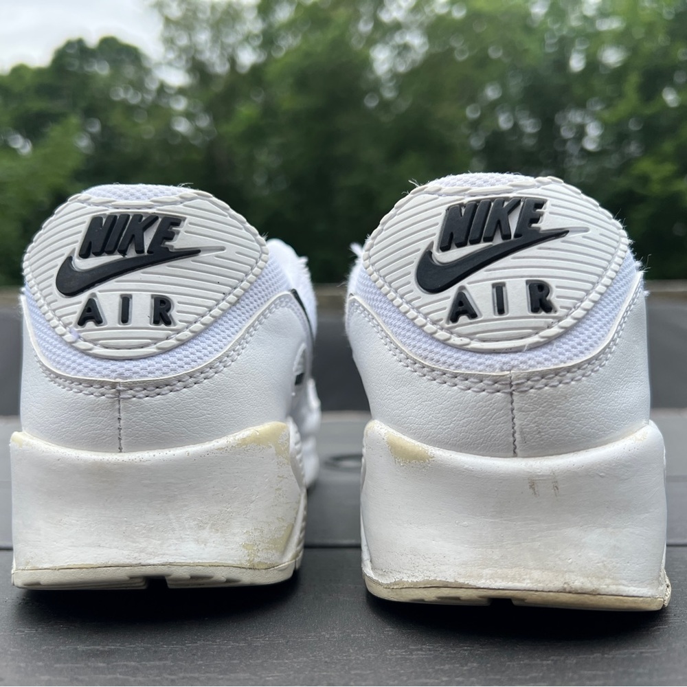Nike Air Max Classic White and Black Sneakers - Picture 4 of 6